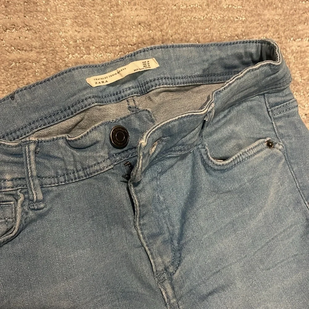 4 PAIRS OF ZARA TARAFLUC JEANS! Perfect condition! Size 4/6! - Picture 10 of 17